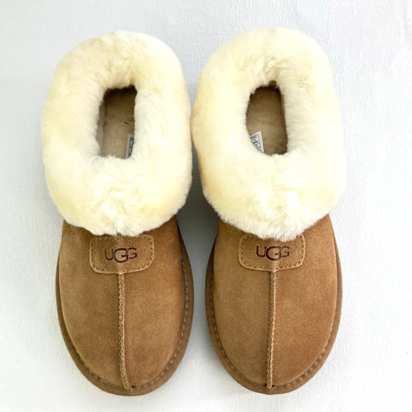 Self-pickup💰440 UGG Tatzite three-centimeter thick sole, glutinous, slip-on, easy to put on and take off, model 4810, slip-on casual fur shoes, short boots, color: maroon, reindeer, antelope brown, black, gray 𝚜𝚒𝚣𝚎: 𝟯𝟱-𝟰𝟬
